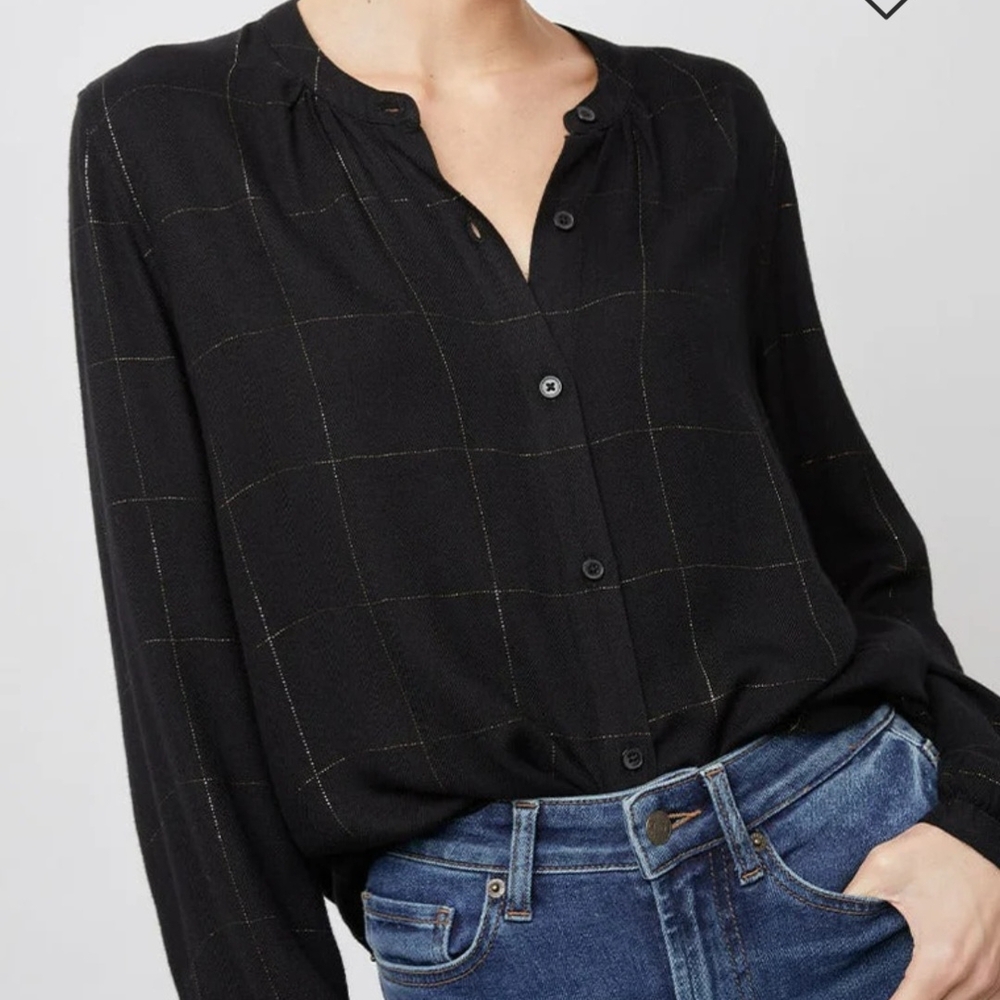 Chic Black Checkered Blouse
